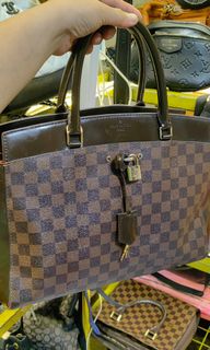 (Category: ) located in . Submitted by darriebags88 (Listing ID 1442282188, Image 1). Description: .
