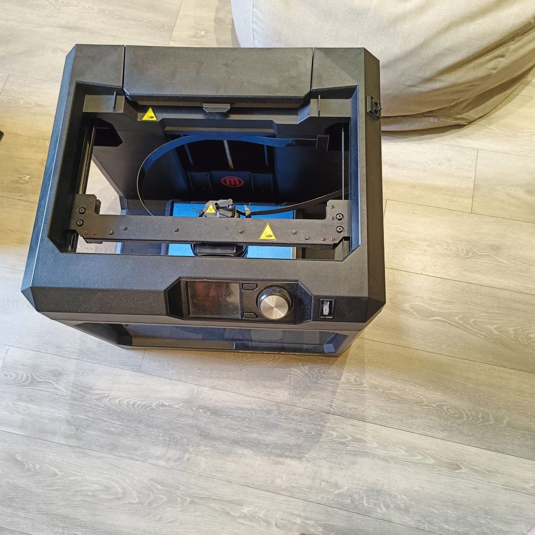 MakerBot Replicator 3D Printer474651302634475521