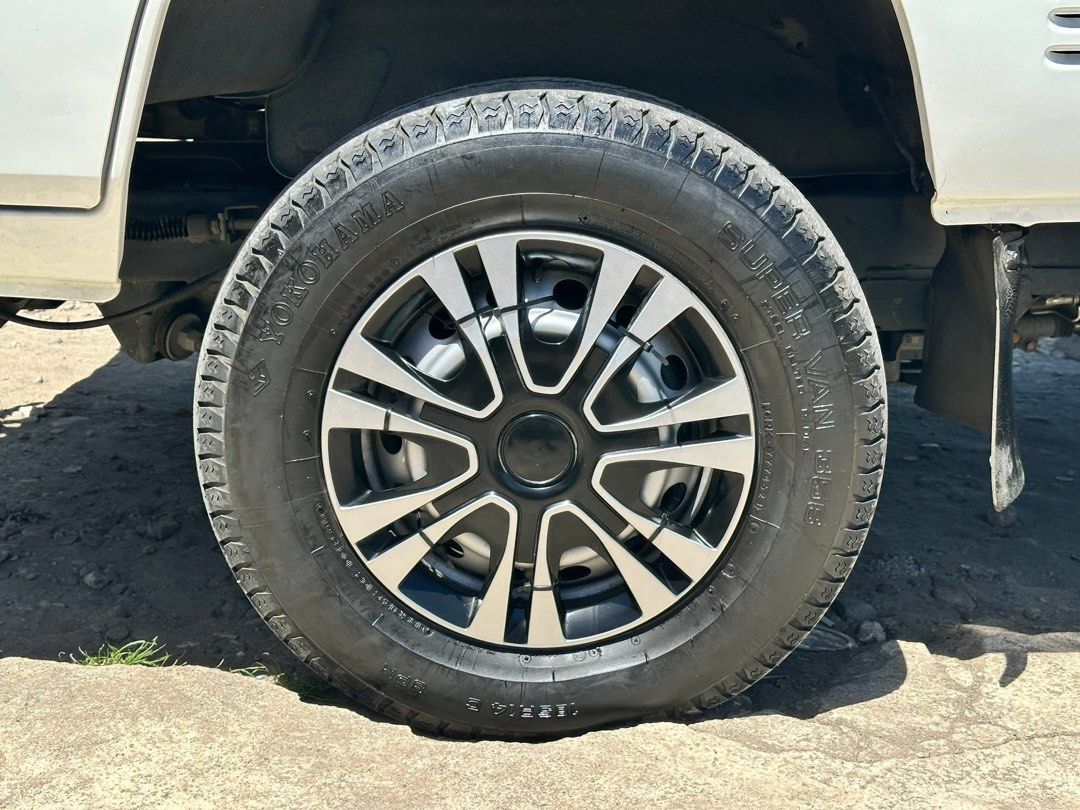 Mitsubishi L 300 Manual (Category: Used Cars) located in Naga. Submitted by algreekrosales (Listing ID 1442282479, Image 3). Description: 2024 model 18*** Odo Manual transmission Only issue is sira compressor .