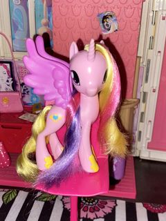 (Category: ) located in . Submitted by bubblefairy_13 (Listing ID 1442183573, Image 1). Description: .