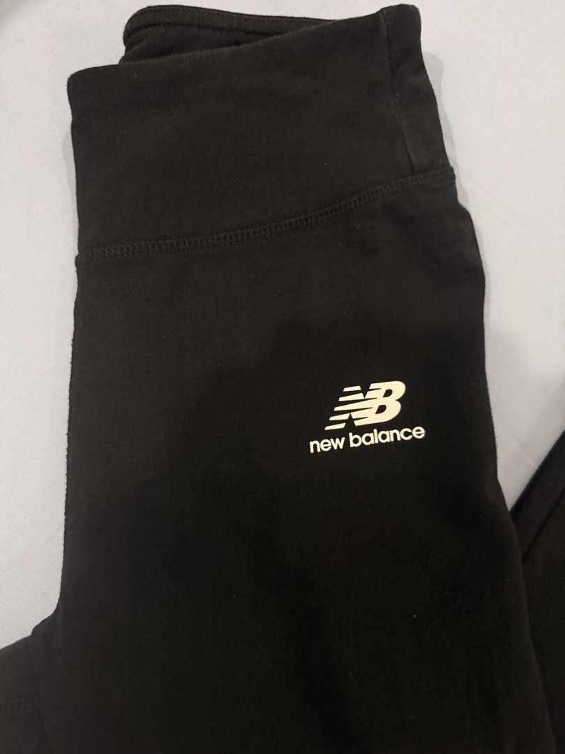 New Balance Leggings (Category: Activewear) located in Quezon City. Submitted by mine4now (Listing ID 1442218526, Image 3). Description: New Balance Black Leggings For sale! Condition: Used twice. Origin: Sports Planet Philippines Size: XS DECLUTTERING!! Shipping fee: PAID by the buyer No: COD Courier: lbc, grab or lalamove MOP: Gcash or online banking *For sure buyer, shipping is on the next day afternoon bet 5 an 6 pm. I only do LBC delivery, l