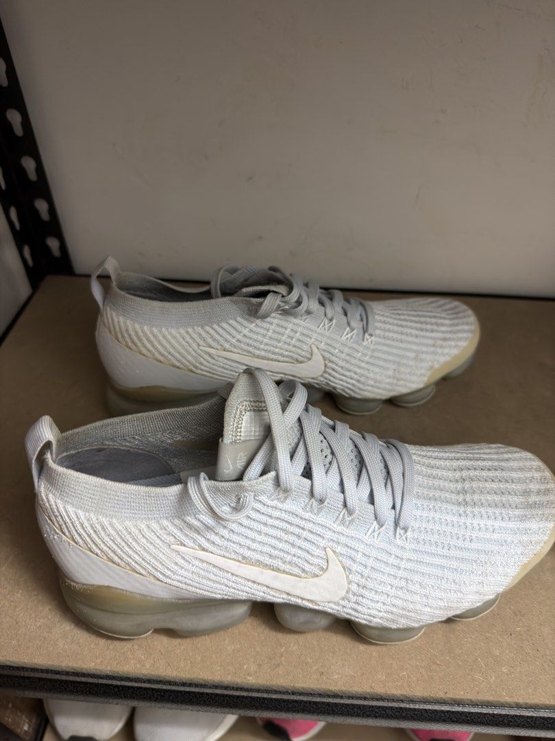 Nike Air VaporMax Flyknit 3 Grey (Category: Sneakers) located in Davao. Submitted by sukimum (Listing ID 1442241947, Image 3). Description: Barely used, just kept in storage. Could look brand new after bringing it to a shoe spa. Minor rubber wear from storage.