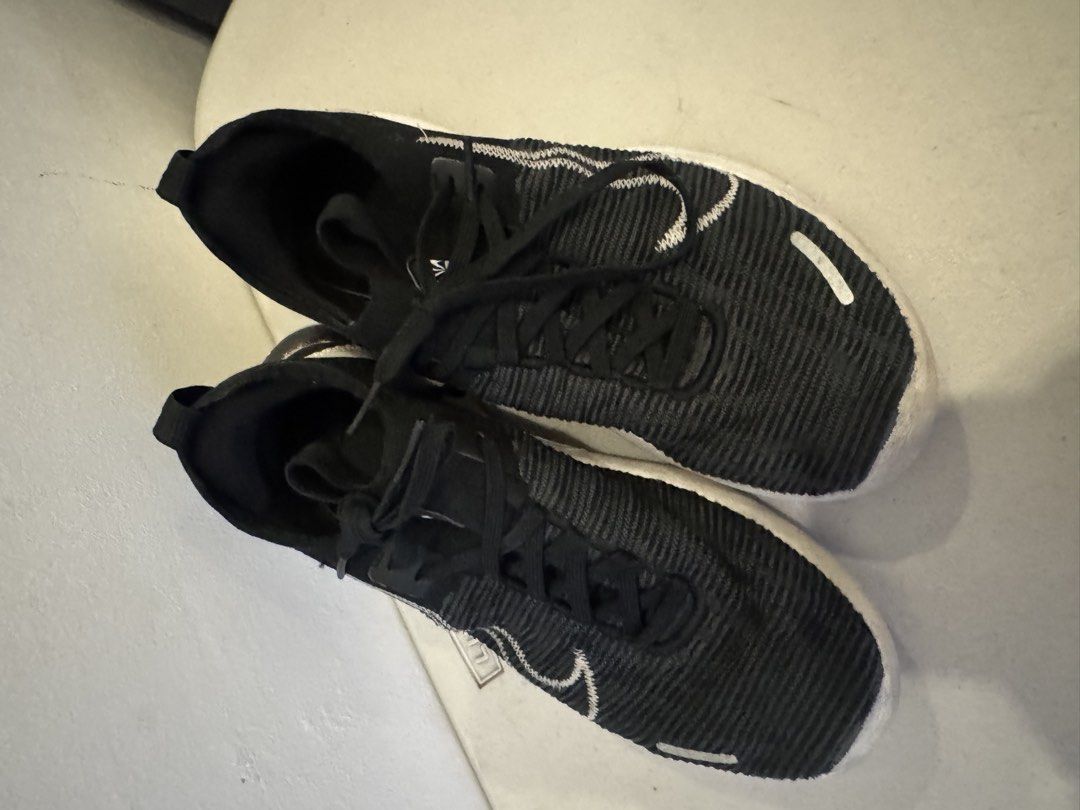 Nike Free RN Flyknit Running Shoes (Category: Sneakers) located in Cainta. Submitted by tinmofilanda (Listing ID 1442284452, Image 2). Description: Nike Free RN Flyknit running shoes - Size: 24cm - Lightweight and flexible design - Ideal for running, training, or casual wear - Shows some signs of wear on soles and uppers 📍Lalamove/Grab/J&T from Cainta or BGC.