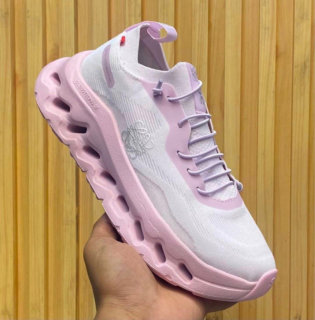 On Running Cloudtilt x Loewe “Pale Pink” (Category: Sneakers) located in Manila. Submitted by YSABELLE_MARGARETTE (Listing ID 1442246256, Image 3). Description: size 36-40 available (women size) j&t courier nationwide or lalamove around manila PAYMENT FIRSTH THRU GCASH!.