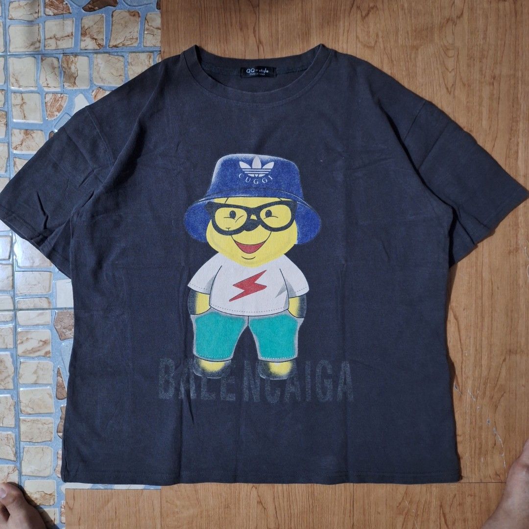 Oversized Balencaiga X Cherry (Category: Tshirts & Polo Shirts ) located in Aroroy. Submitted by rewear_r3volution (Listing ID 1442332297, Image 1). Description: Heavy Cotton.