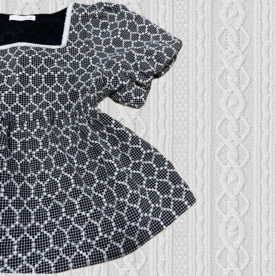 B&W flower lace peplum top (Category: Blouses) located in Baguio. Submitted by emira.seoul (Listing ID 1442299755, Image 2). Description: - beautiful & neat design - new condition - no flaws - w/ original tag - korean brand - s-medium ᥫ᭡.ִֶָ𓂃.
