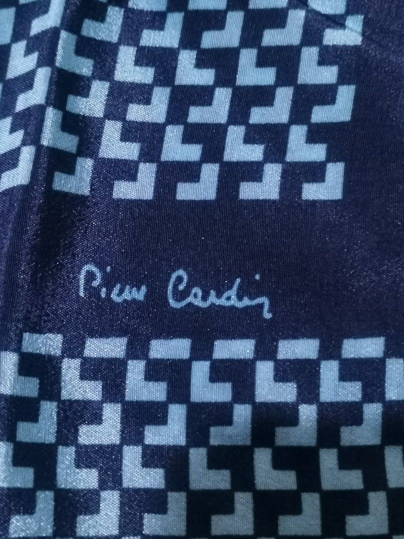 Pierre Cardin & Schiaparelli Pocket Squares Set (Category: Sets or Coordinates) located in San Pablo. Submitted by somariaj (Listing ID 1442269292, Image 1). Description: - Two designer pocket squares - Color: Dark Blue - Brand 1: Pierre Cardin (geometric pattern) - Brand 2: Schiaparelli (small pattern) - Adds a touch of class to any outfit Pierre Cardin 14x15 Schiaparelli 13x13.