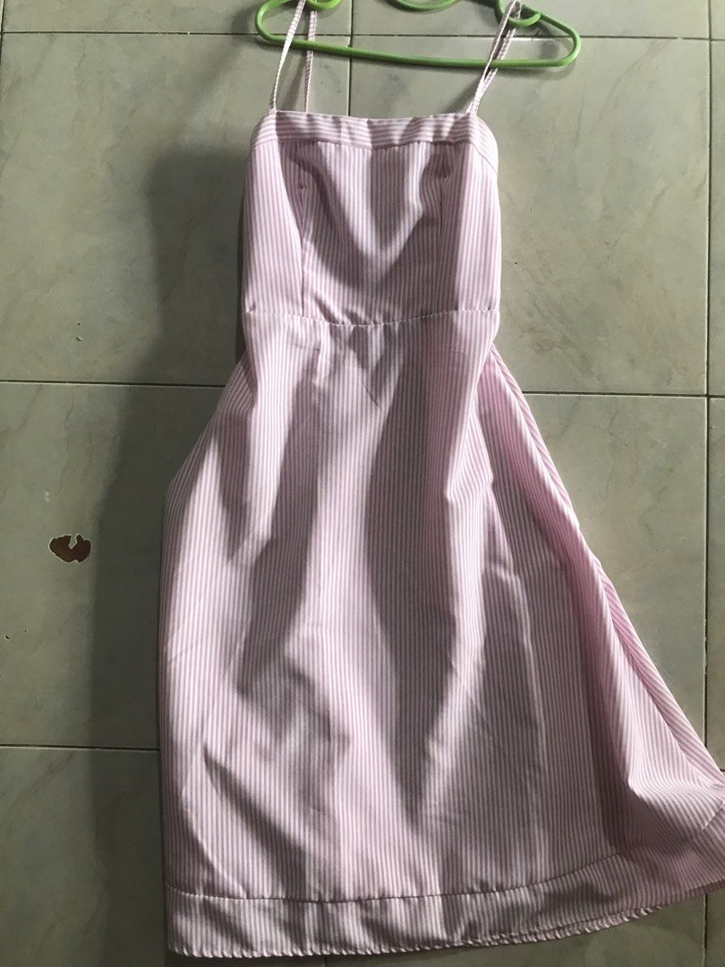 Pink dress (Category: Dresses) located in Davao. Submitted by fvrjuliaa (Listing ID 1442230741, Image 2). Description: Guidelines - [ ] Strictly payment first policy - [ ] Buyer should shoulder the shipping fee - [ ] NO COD (CASH ON DELIVERY) - [ ] NO CANCELLATIONS OF ORDERS - [ ] NO RETURN, REFUND, OR EXCHANGE Order details: MODE OF PAYMENT: G-cash only MODE OF DELIVERY: JNT (If around davao can meet up, but only add 30 php for the fare) .