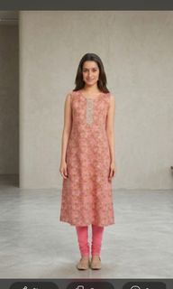 (Category: ) located in . Submitted by dressforless70 (Listing ID 1442211175, Image 1). Description: .
