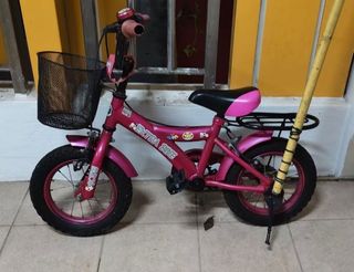 (Category: ) located in . Submitted by Ah_Steve (Listing ID 1442169777, Image 1). Description: .