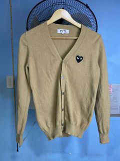 (Category: ) located in . Submitted by brazziwardrobe (Listing ID 1442296837, Image 1). Description: .