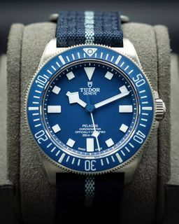 (Category: ) located in . Submitted by gdtimepieces (Listing ID 1442210948, Image 1). Description: .