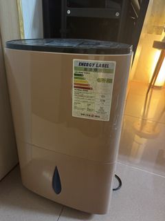 （分類：）位於 。 由 jasong1234 提交（商品編號 1442294527，圖片 1）。簡介： 。