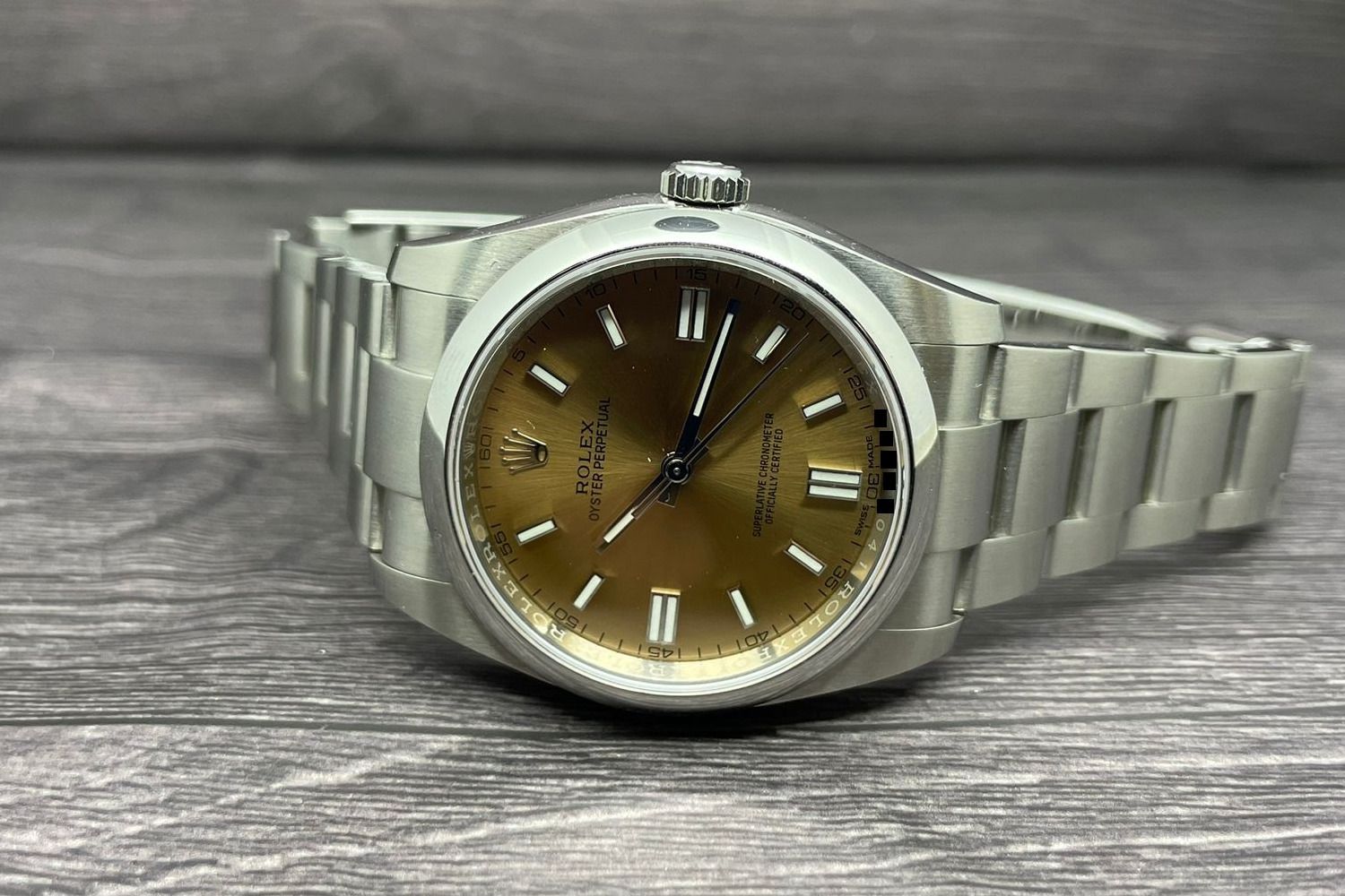 Rolex Oyster Perpetual "White Grape" - 116000 [Mar 2021] [Full Set] 36mm (Category: Watches) located in Singapore. Submitted by vsy07 (Listing ID 1441988142, Image 2). Description: Oyster Perpetual 116000 "White Grape" Worn a few times, in general good condition. No known damages/dents/etc. Probably hairline scratches at the buckles. Papers: Yes (2021 Set) Box: Yes Note: Do note it is 11 series OP, so the buckle is different to the newer series .
