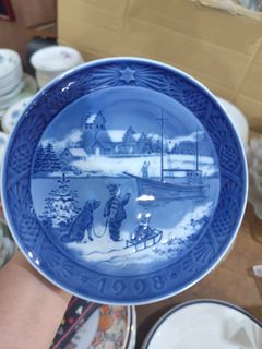 (Category: ) located in . Submitted by thriftteata (Listing ID 1442287983, Image 1). Description: .