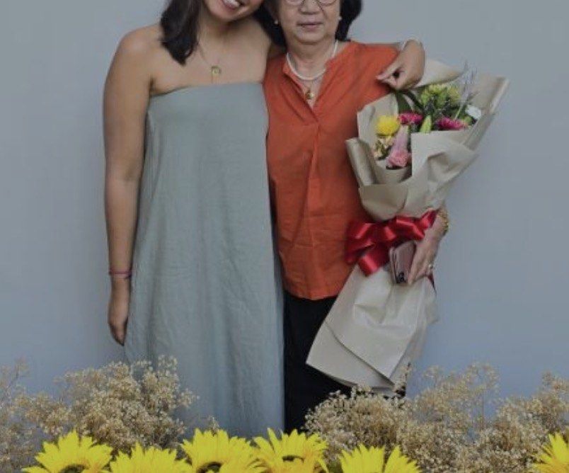 Sage Green Strapless Midi Dress (Category: Dresses) located in Mandaluyong City. Submitted by dlsibal (Listing ID 1442196565, Image 2). Description: - Flowy sage green strapless dress - Midi length with a tiered hem - Comfortable and breezy fabric with a loose drape - Ideal for warmer weather.