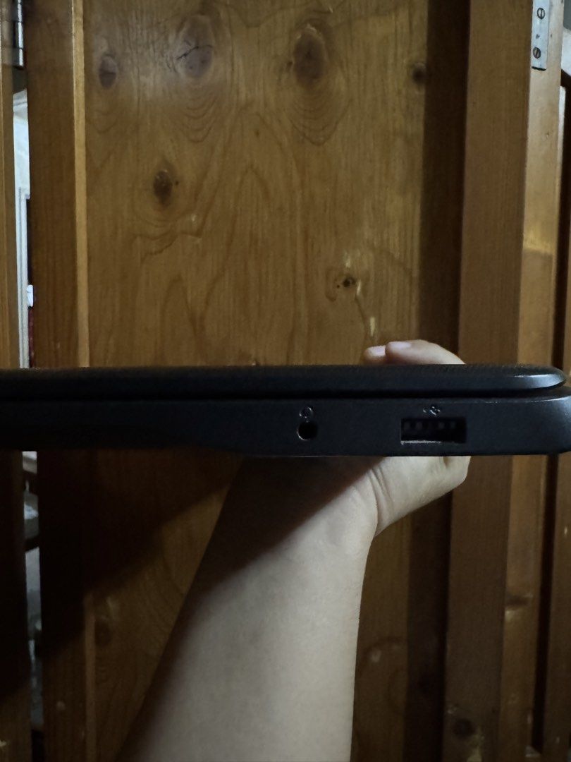 Samsung Chromebook with Charger (Category: Laptops & Notebooks) located in Meycauayan. Submitted by shoplm (Listing ID 1442291619, Image 3). Description: - Samsung Chromebook - Runs on Chrome OS - Includes original Samsung charger - Ports: HDMI, USB, SD card - Ideal for school and everyday use - Ready for a new home.