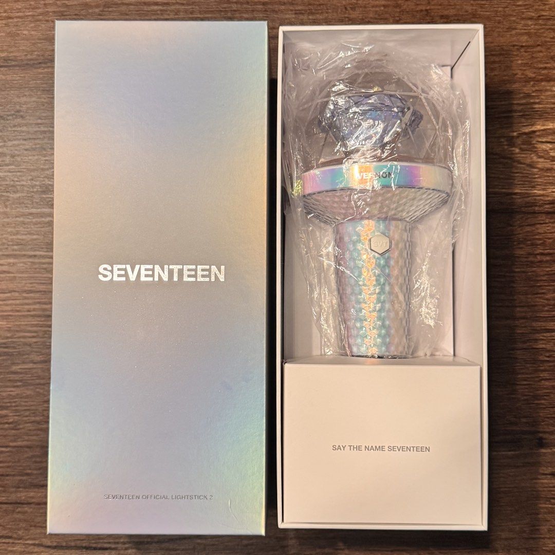 SEVENTEEN Official Lightstick 2 Carat Bong (Category: K-Wave Merchandise) located in Manila. Submitted by odg06 (Listing ID 1442224761, Image 1). Description: - Bought from Weverse in 2022 - Used only once for BeTS in Bulacan concert - Member stickers (already used 3) and lanyard included - 3 AAA batteries required - See last image for more details of the lightstick Bought at around 4,000 php.