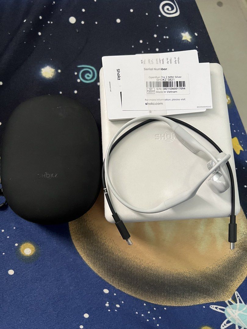 Shokz openrun pro 2 (Category: Headphones & Headsets) located in Manila. Submitted by mjaquila30 (Listing ID 1442199698, Image 1). Description: Complete, Hindi masyadong na gagamit. Issue may 2 dent. May kulot na kunti sa wire dahil nainitan and paint chip.