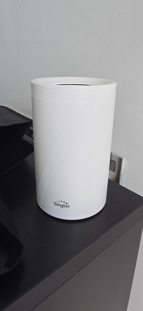 Singtel WiFi Extender White474547809923911680