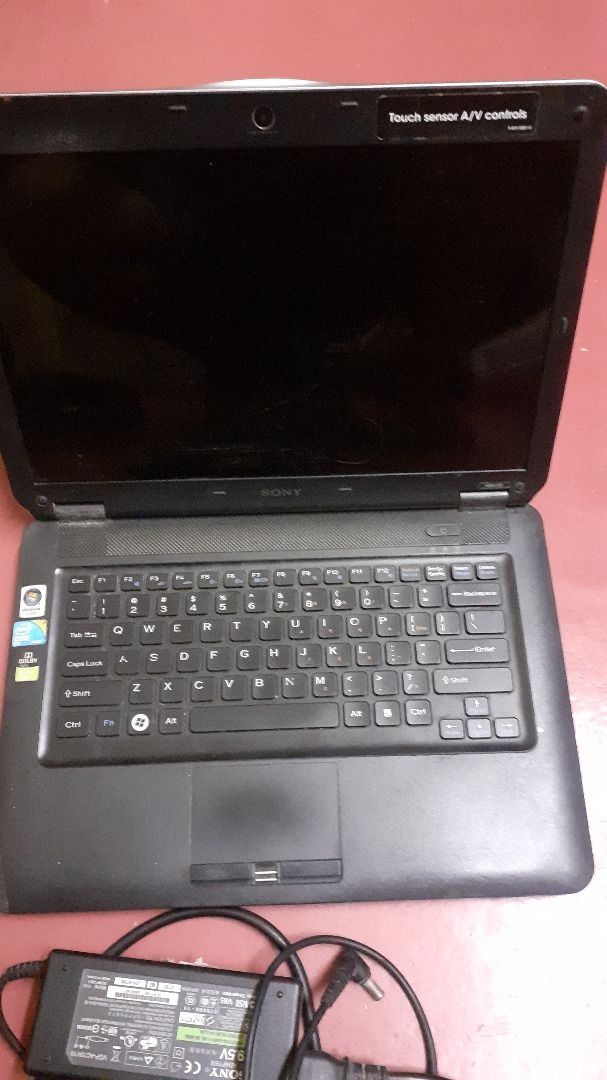 sony vaio laptop def (Category: Laptops & Notebooks) located in Quezon City. Submitted by snakeeyes1873820201 (Listing ID 1442210297, Image 2). Description: FS: Sony Vaio Laptop .core 2 duo 2g ram 256g. def last na ginamit nagana pa, now nag po power then namamatay na more issues basag ang sound, may lines sa pinaka lower display comes with original sony power adapter, all keys working freebee 10 " tablet def di na rin nag popower issue battery 7