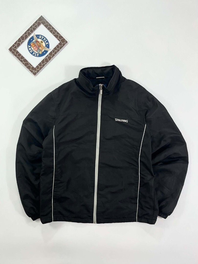 Spalding track jacket windbreaker (Category: Sets & Coordinates) located in Manila. Submitted by styleandfly191238 (Listing ID 1442177646, Image 1). Description: Dimes Length 28 Width 24 Issue none large to xl med to large Color rate 10/10 Condition excellent Complete tags and original Fav piece Good fittings Color may vary due to lighting Unli vc and vouch to assure your assurance Dm me for more inquiry.