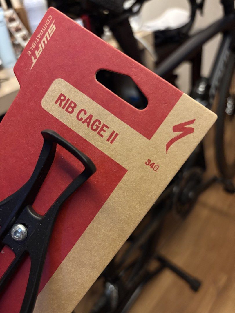 specialized rib cage 2 bottle cage (Category: Parts & Accessories) located in Singapore. Submitted by kyslcb (Listing ID 1442238861, Image 2). Description: bought extra selling at lost .