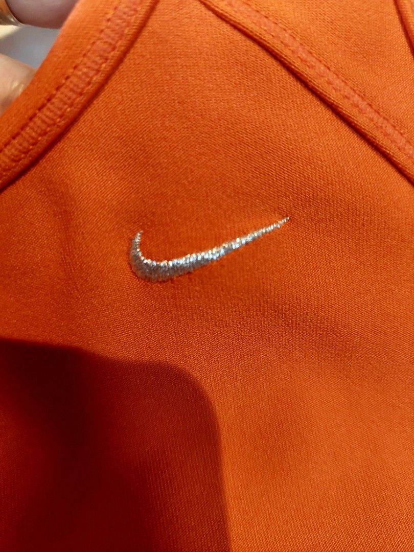 Sports Bra Nike (Category: Activewear) located in Rizal. Submitted by stobelly (Listing ID 1442168638, Image 3). Description: preloved in very good used condition.