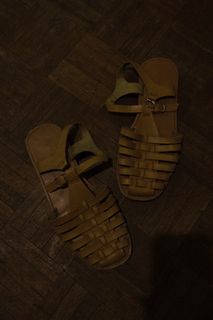 (Category: ) located in . Submitted by chandriadeclutter (Listing ID 1442343822, Image 1). Description: .