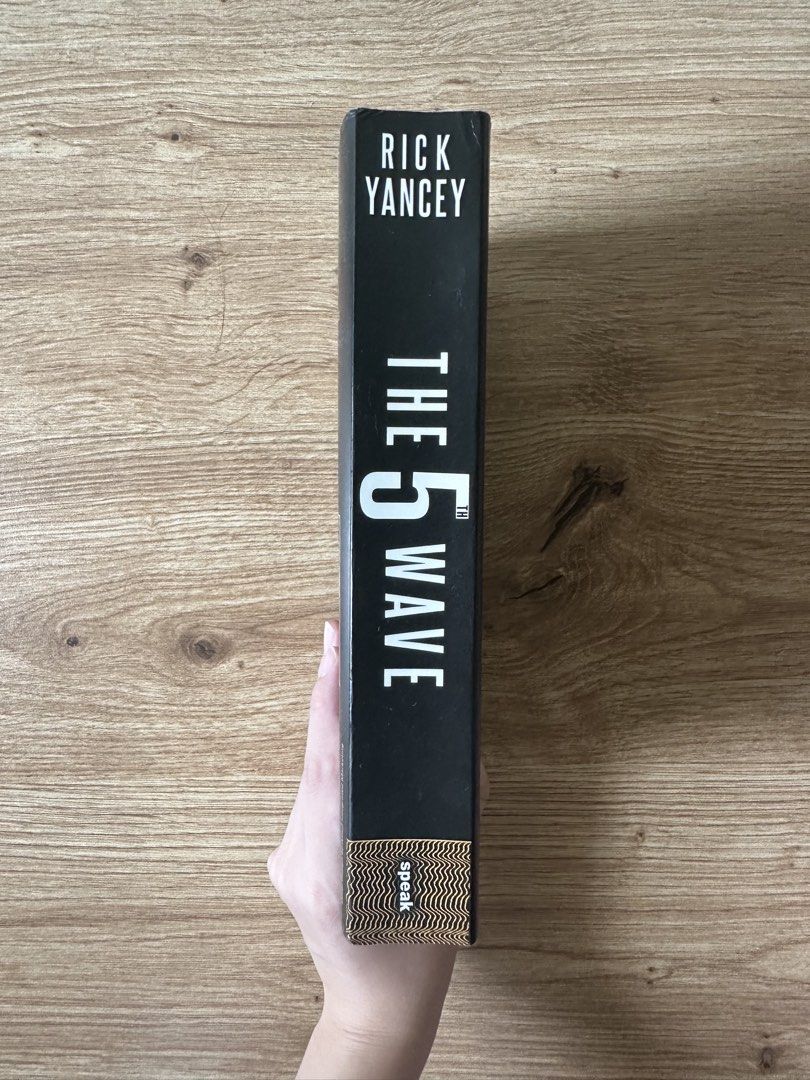 The 5th Wave by Rick Yancey (Category: Storybooks) located in Caloocan City. Submitted by olafed (Listing ID 1442197554, Image 3). Description: - Pre-loved and well used - Never read and displayed on my book shelf ever since I bought it. But I bought this book years ago so please manage your expectations. - Tanning and visible foxing - Just message me if you want to see more pictures of the book’s condition MOP: Gcash / Maribank / BDO .