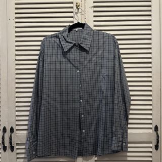 (Category: ) located in . Submitted by ikeuscloset (Listing ID 1442252154, Image 1). Description: .