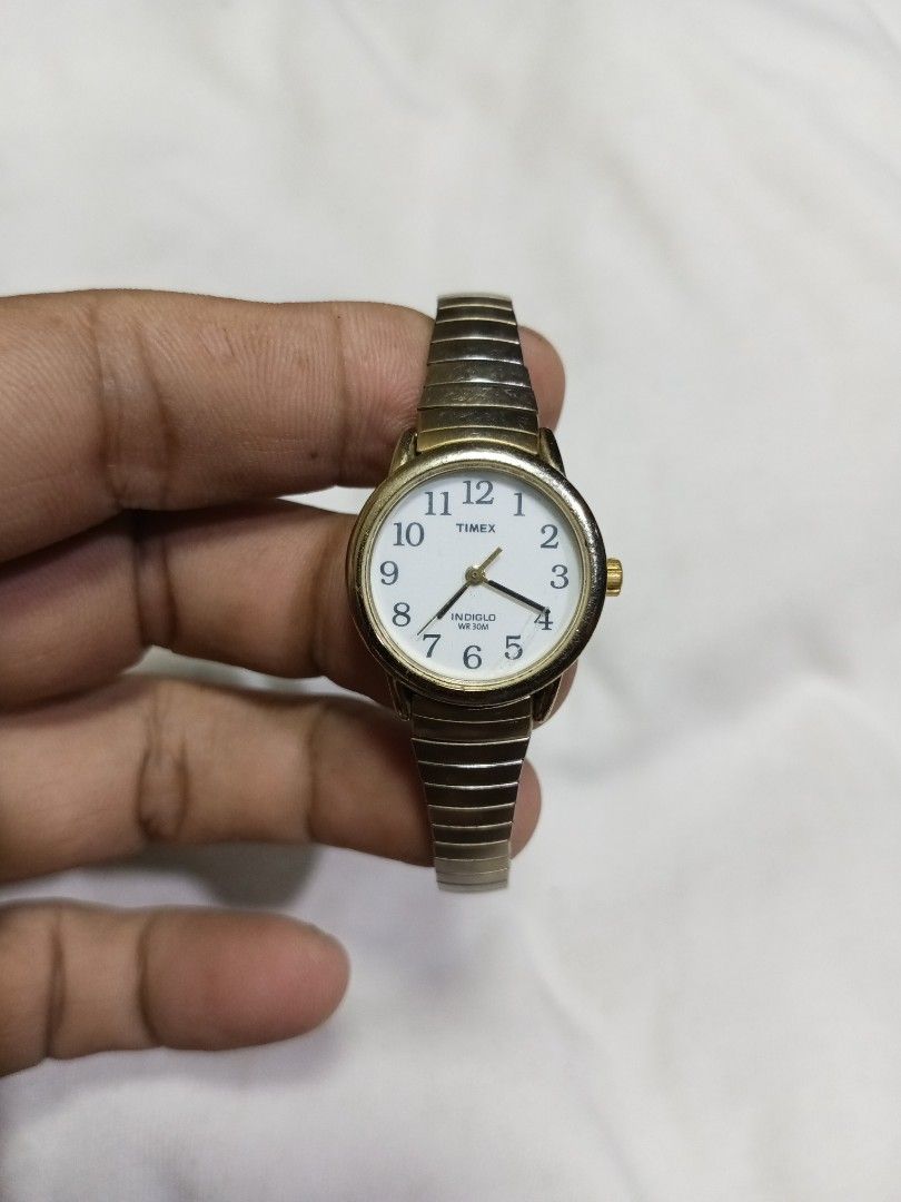 Timex Indiglo Ladies Watch (Category: Women's Watches) located in Quezon City. Submitted by kenz1000 (Listing ID 1442156553, Image 1). Description: For Sale -Original Timex Indiglo ladies watch -In good working condition -used, expect some minor hairline scratch -850php -Litex Commonwealth meetup/pickup, rider pickup si buyer magbook, regular LBC shipping.