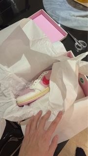 (Category: ) located in . Submitted by tosneakers (Listing ID 1442298563, Image 1). Description: .