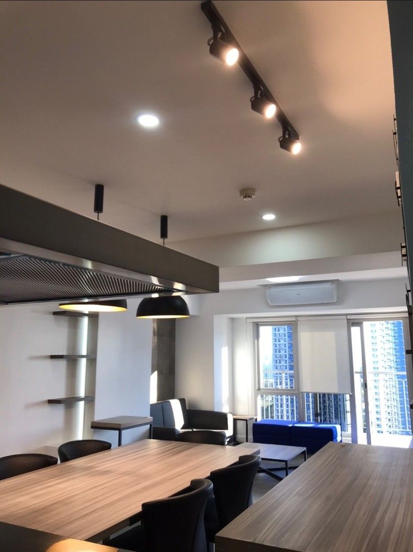 Two Maridien 3 Bedrooms for Rent (Category: Apartments & Condos) located in Taguig. Submitted by glenn.nitafan_09178225798 (Listing ID 1442207430, Image 3). Description: For Rent:🔥Two Maridien 3Bedrooms 2 toilet and bath With maids room Interior decorated Facing Maybank 28th floor Floor Area: 126sqm Price: 160k/month inclusive of dues 1 day notice for viewing Availalable August 1 PRC#11412 Glennis Nitafan Please contact Matthew Nitafan for viewi