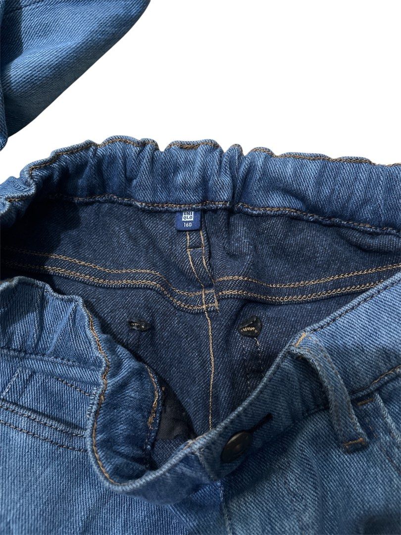 Uniqlo Heat Tech pants (size 160) (Category: Babies & Kids Fashion) located in Tagbilaran City. Submitted by chawbello (Listing ID 1442184124, Image 3). Description: Warm ‘HEATTECH’ lining. - Bio- warming and insulating ‘HEATTECH’. - Made with stretch fabric..