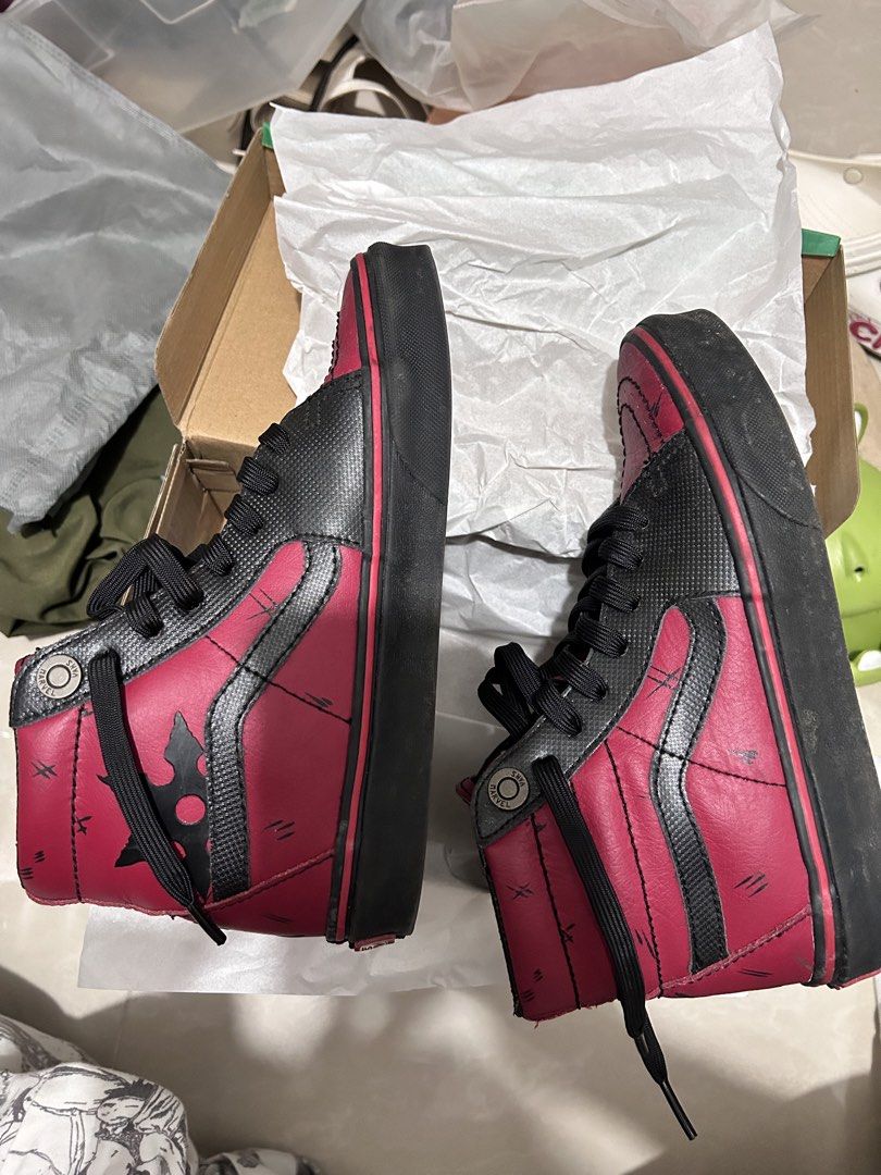 Vans x Marvel Sk8-Hi Deadpool Sneakers (Category: Sneakers) located in Taguig. Submitted by Yanyann (Listing ID 1442266899, Image 2). Description: Size 36 - Cool Vans Sk8- sneakers - Deadpool design (red and black) - Features Marvel logo inside - Black laces - Comes with original box and tissue paper - Great for any Marvel fan.