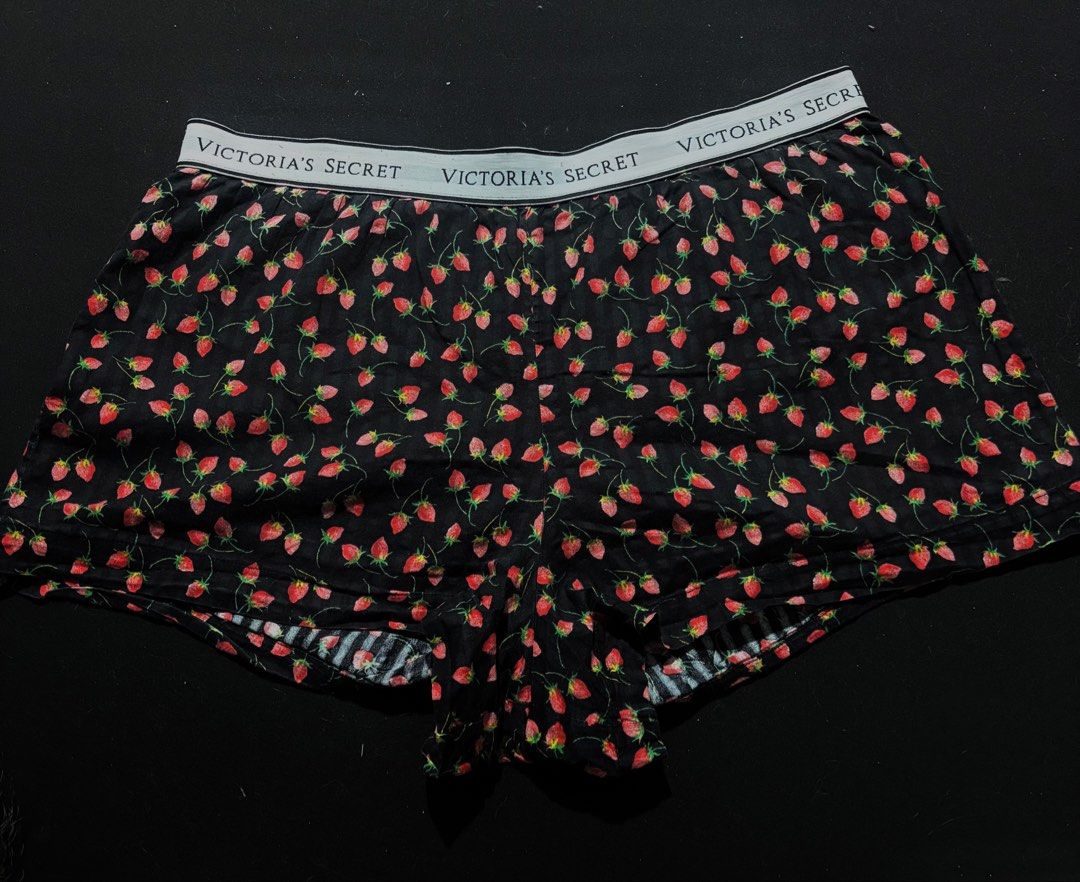 Victoria Secret Shorts (Category: Shorts) located in Manila. Submitted by dive_icarus (Listing ID 1442244899, Image 1). Description: .