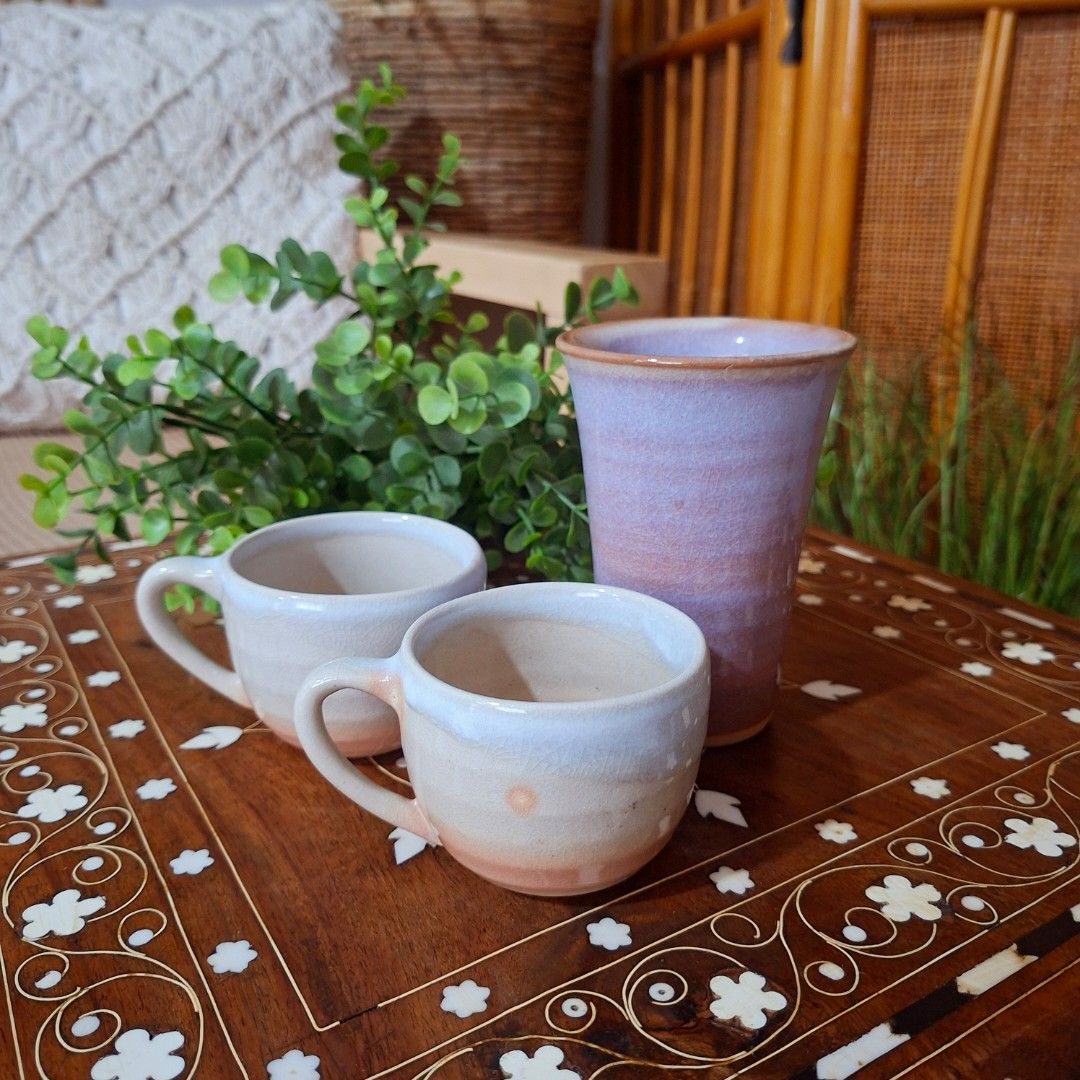 Vintage stoneware crackled glaze cups (Category: Coffee & Tea Tableware) located in Dasmarinas. Submitted by millennialmeetsvintage (Listing ID 1442263627, Image 2). Description: last price posted, no haggling 🙅🏻‍♀️ 🌍ships from DASMA, CAVITE 🚚 shipping via Lalamove only ❌no reservations, first-to-pay basis ❌no physical store, no walk-ins ❌no COD transactions.
