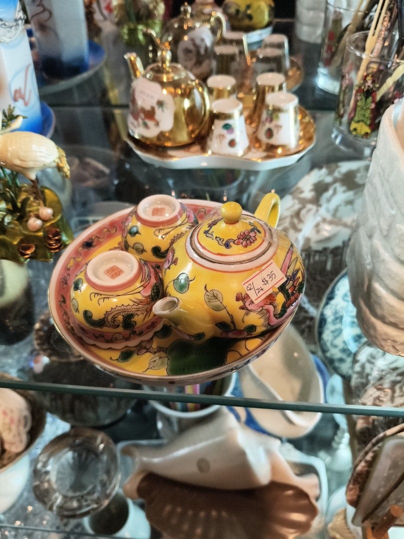 Vintage Yellow Teapot and Cups Set with Tray