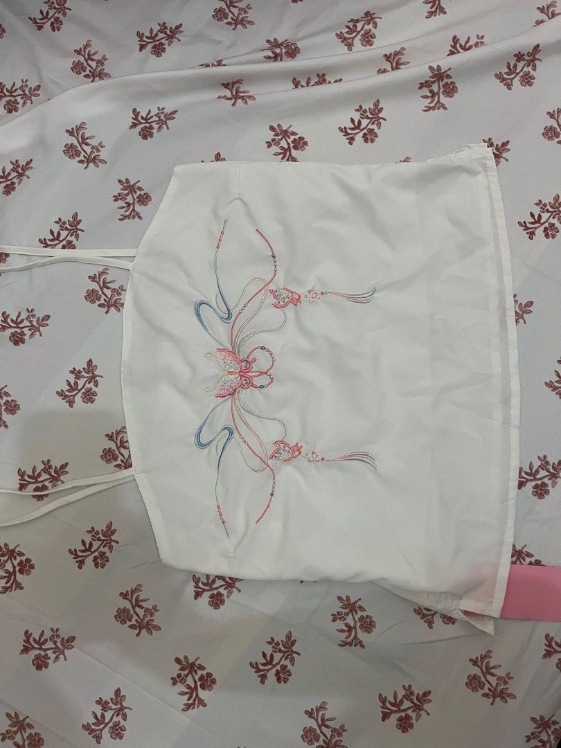 White cami top with embroidered detail (Category: Sleeveless) located in Tuguegarao City. Submitted by declutterf (Listing ID 1442233945, Image 2). Description: fits XS-S Double lined :).
