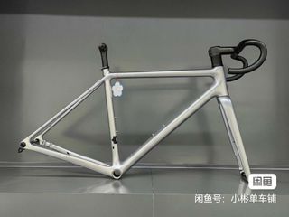 （分類：）位於 。 由 new.bike.parts 提交（商品編號 1442315660，圖片 1）。簡介： 。