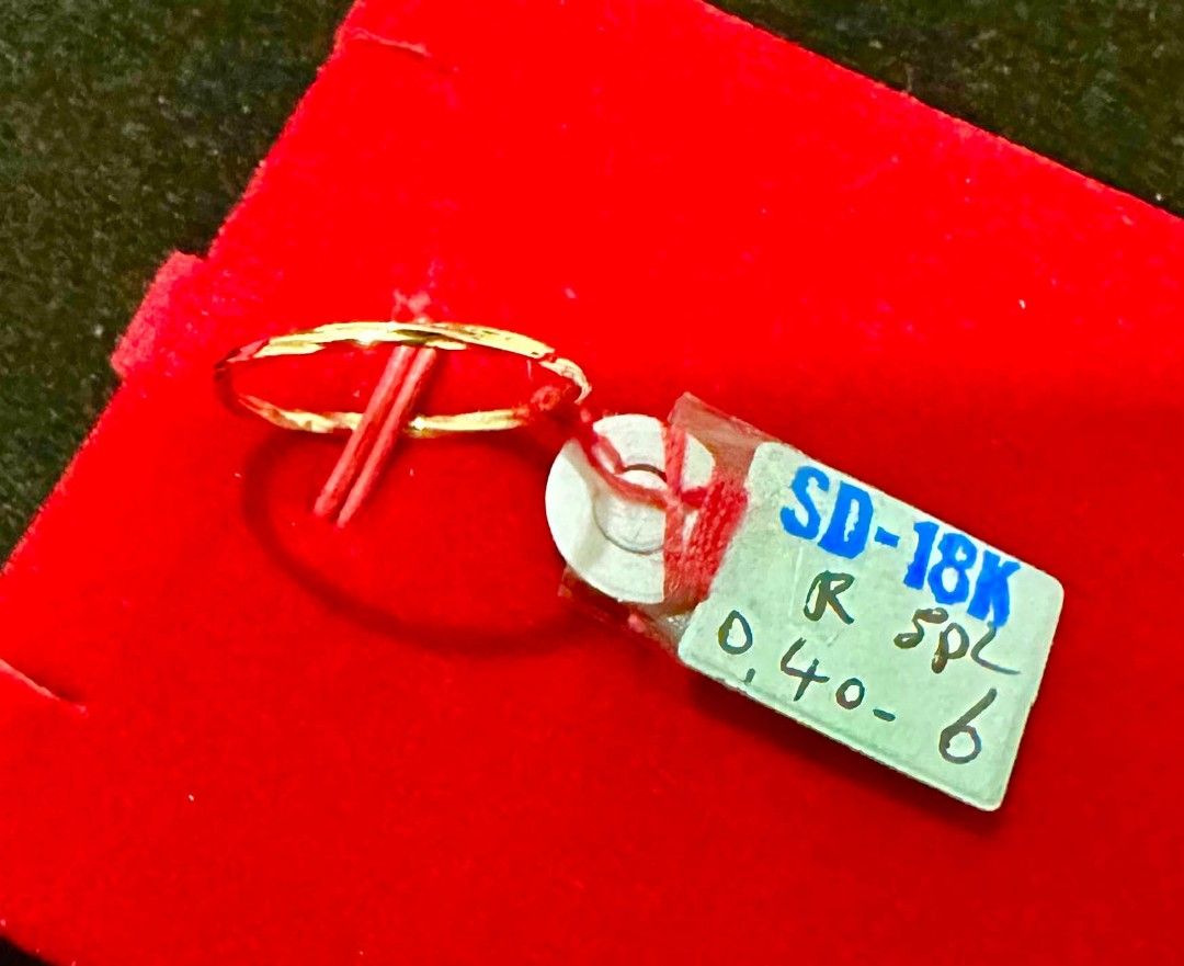 18k Saudi Gold minimalist ring (Category: Rings) located in Manila. Submitted by bhelgoldseller2ndaccount (Listing ID 1442466566, Image 1). Description: New!!✨New!!✨New!! Authentic 18k Saudi Golds 💯pawnable/naisasanla 💯with high appraisal rate 💯good investment 💯Direct supplier price 👉OPEN for resellers 🌺please take time to evaluate their actual sizes and grams 👉Best panggift for all occasions ✅ Sold per grams not per piece Kya lowest price