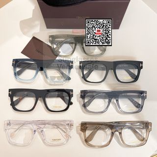 (Category: ) located in . Submitted by sunglasses.versionsale (Listing ID 1442489736, Image 1). Description: .