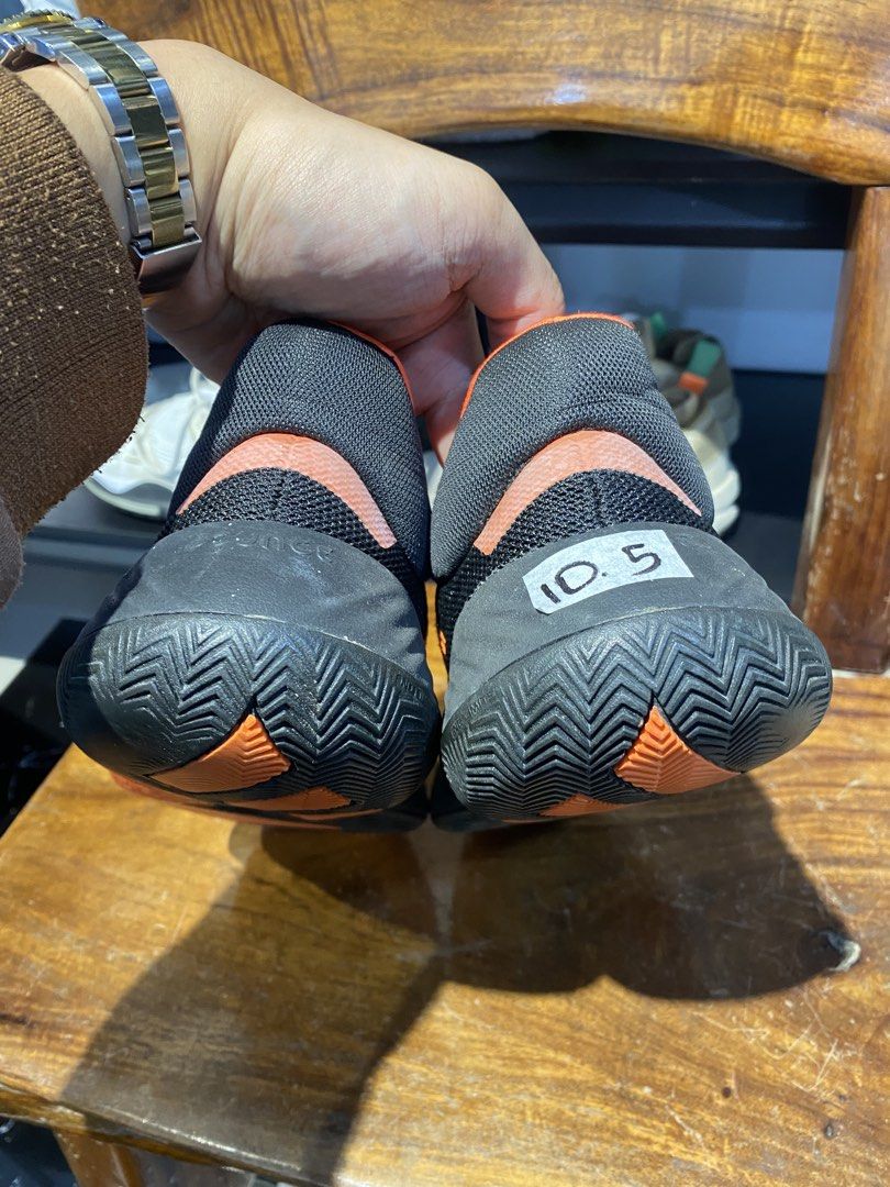 Adidas Don Issue #1 - 10.5mens (Category: Sneakers) located in Baguio. Submitted by emmjayysneakerhub (Listing ID 1442408856, Image 3). Description: Authentic Pair Negotiable .