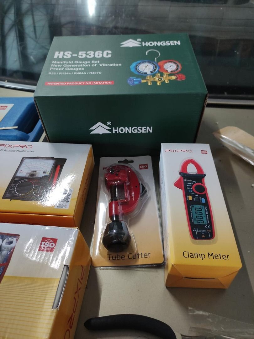 Aircon Technician Starter Kit – Unused Tools Bundle (Category: Construction Tools & Equipment) located in Caloocan City. Submitted by cleverocean_c854eb (Listing ID 1442425148, Image 2). Description: Never been used, sayang lang naka tambak. take all for 9k List inclusion: Allen wrench - 1 set manifold guage c/w hose - 1 set flaring tools - 1 set tube cutter - 1 pc medium size plier - 1 pcs clamp meter - 1 pcs tester - 1 pcs double ended wrench (