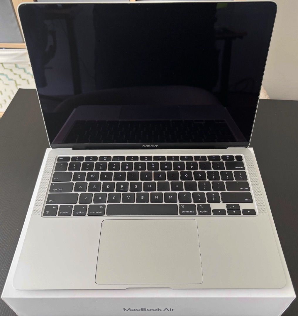 Apple MacBook Air M1 2020475984494949847041