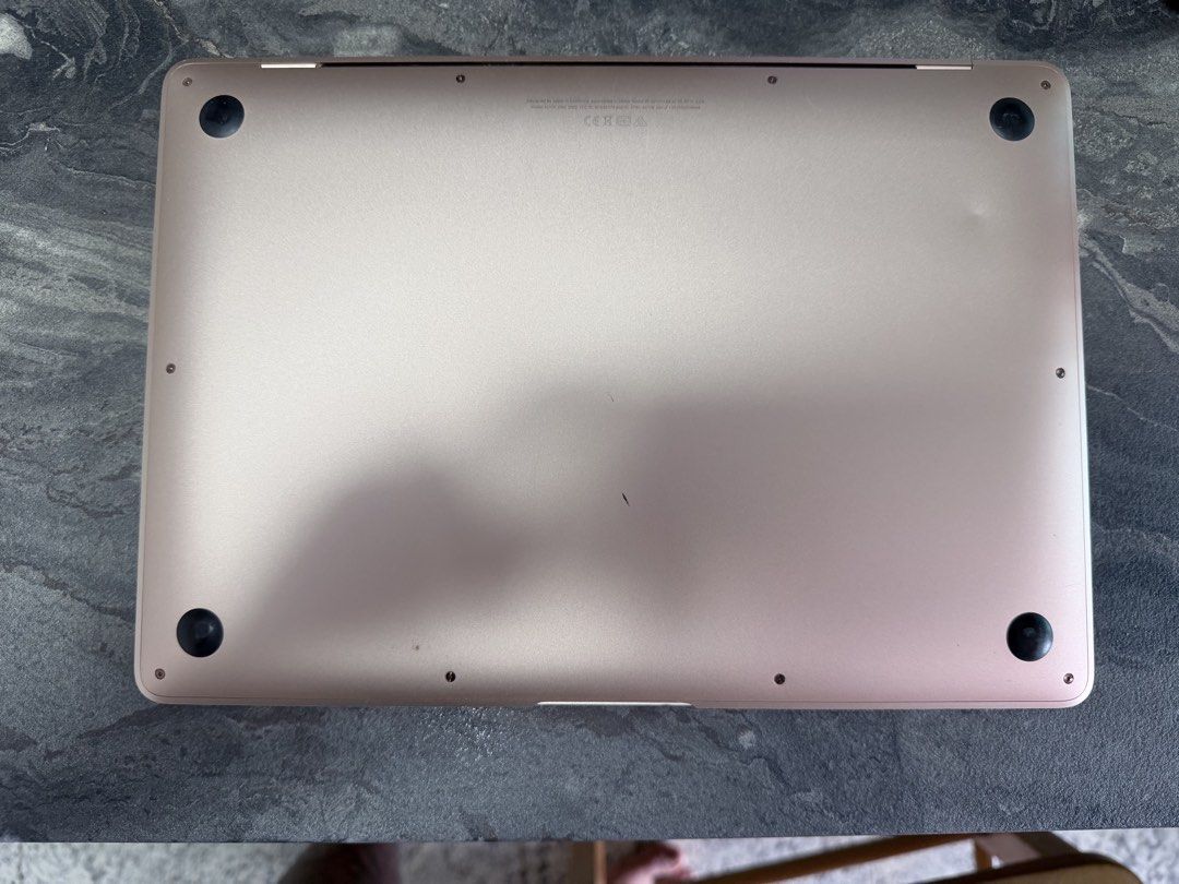 Apple MacBook Air Rose Gold475621960503808001