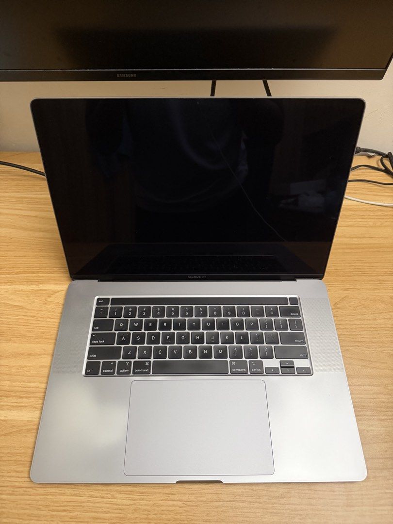 Apple MacBook Pro 16-inch 2019 Intel Core i7 512GB SSD