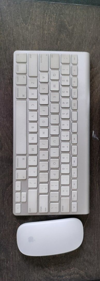Apple Magic Keyboard and Magic Mouse475503649715671040