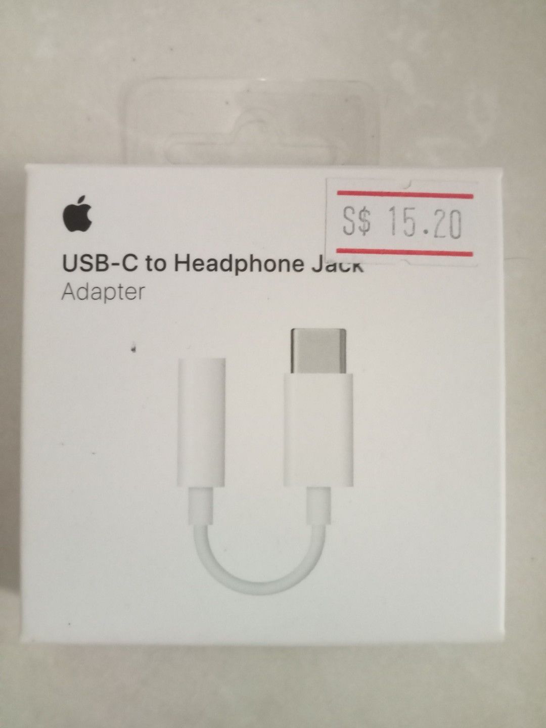 Apple USB-C to Headphone Jack Adapter475744737386178562